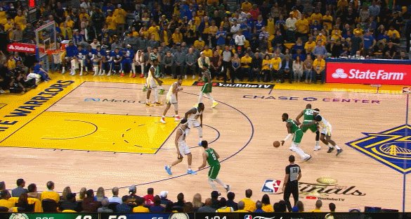 1659239266512004601.gif 4.gif